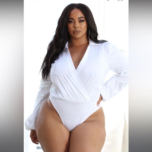 Fashion Nova Tops - NWT PLUS SIZE WHITE BODYSUIT SIZE 3X
